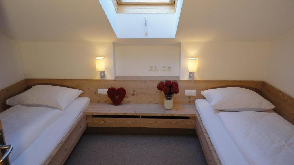 Landhaus Schoesser-Brandler Mayrhofen Δωμάτιο φωτογραφία